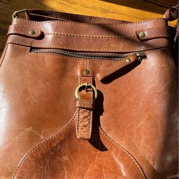 Diba True Leather Crossbody Bag - Picture 6 of 16